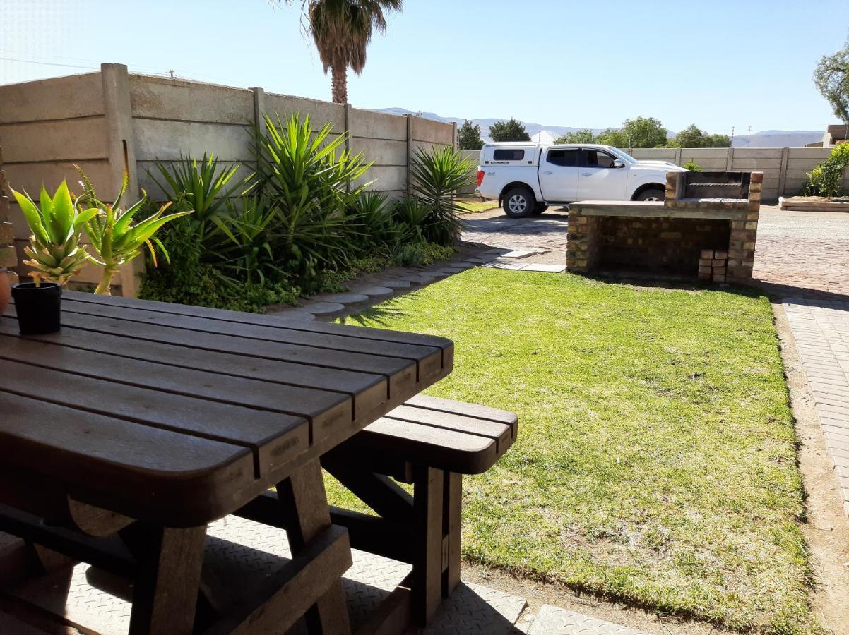 Appartement En Route à Beaufort West Extérieur photo