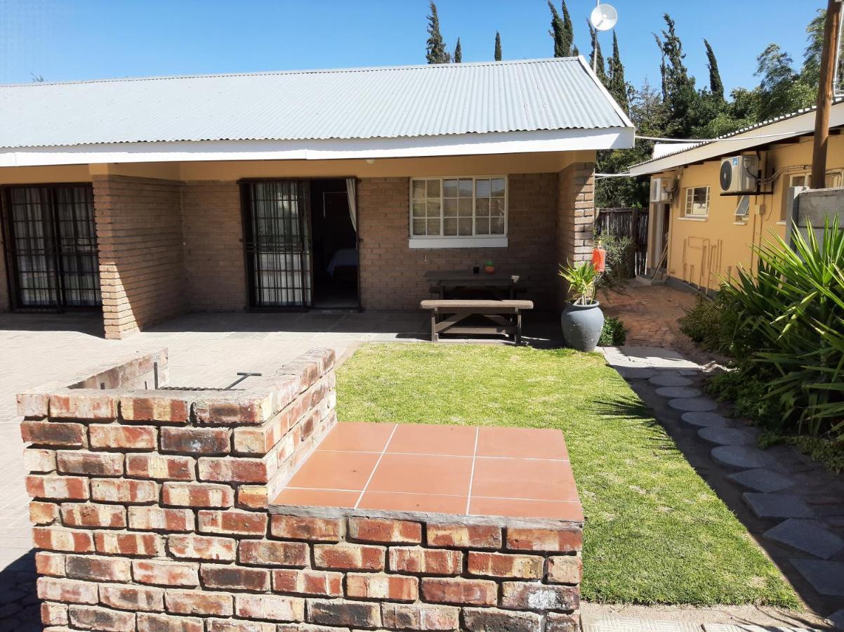 Appartement En Route à Beaufort West Extérieur photo