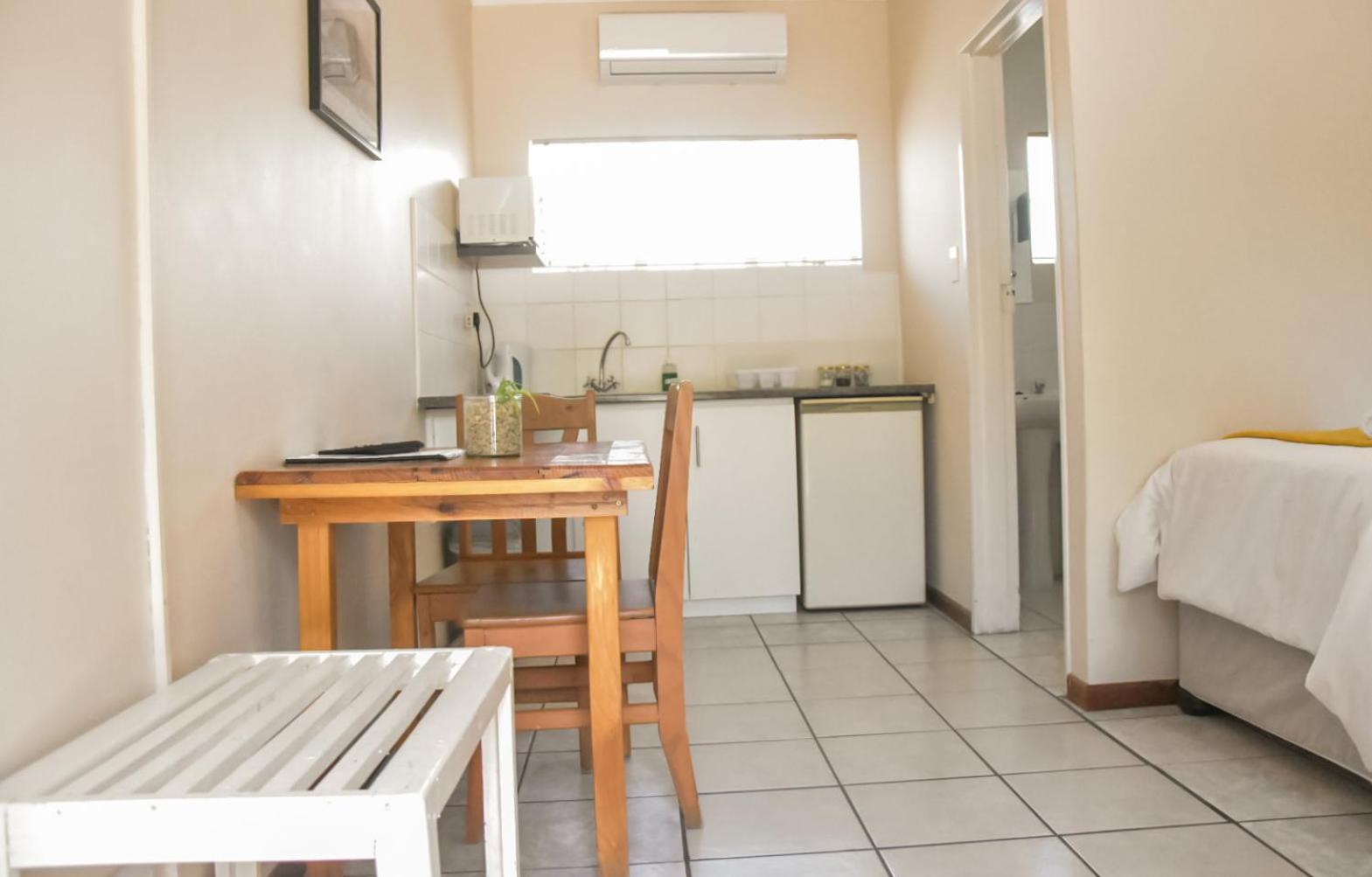 Appartement En Route à Beaufort West Chambre photo